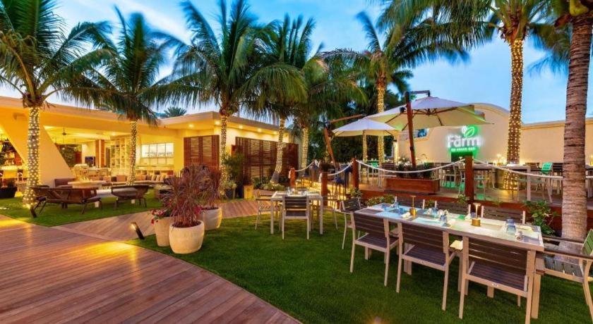 Seven Stars Resort & Spa Grace Bay Exterior photo
